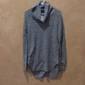 NWT high/low light sweater